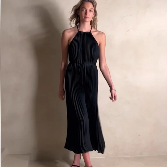 knee length dresses for ladies Burgundy Tiered Cotton Maxi Dress, Tie Waist Boho Gown for Women, Wedding Guest Outfit, Fall Dress, Spring Clothing, S / Dark Green main image 1